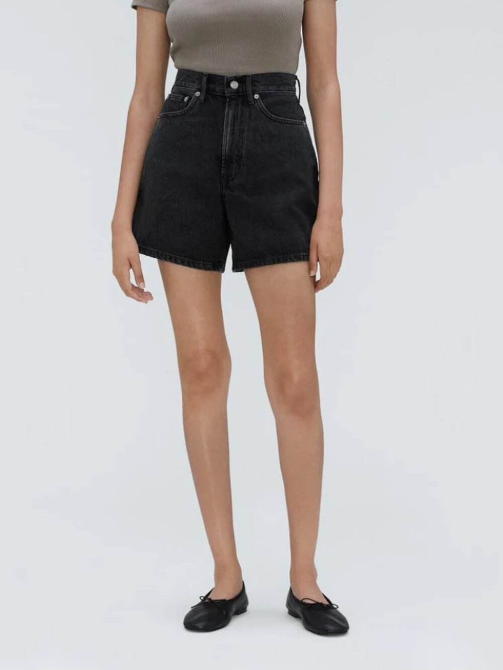 Everlane A-Line Denim Shorts in Storm Black size 30